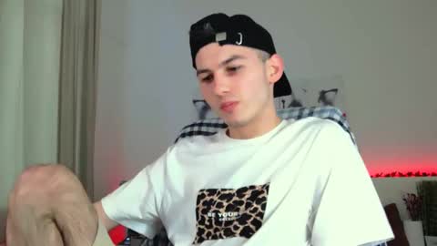 devin_ho online show from March 2025 01:40:01 PM