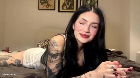 Devin online show from December 2025 12:51:01 AM