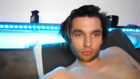 devyy333 online show from March 2026 06:15:01 PM