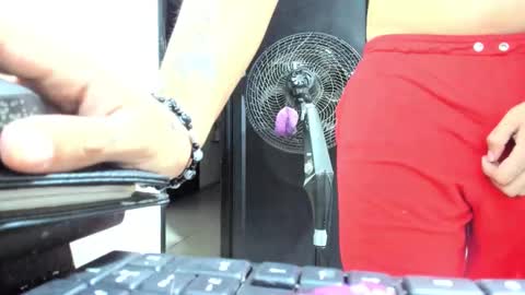 thumb up me please its important online show from February 2026 08:51:01 AM