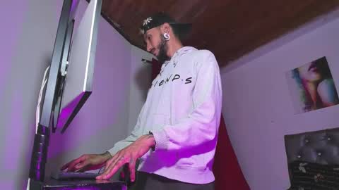 dex_ak586 online show from November 2025 02:14:01 AM