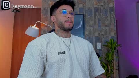 JULIAN online show from October 2025 08:48:01 PM