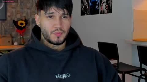 JULIAN online show from May 2026 11:54:01 PM