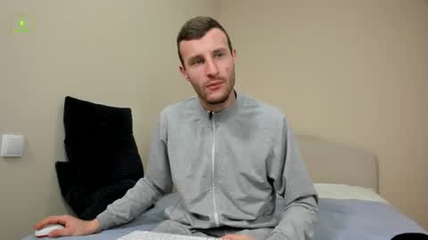 deymond_russo online show from February 2026 06:42:01 AM