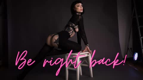 dgtlgrl online show from January 2026 06:21:01 PM