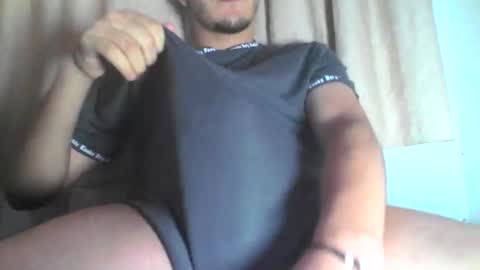 Snapshot of di_carter chatting on October 2025 08:14:02 PM Carter online show from October 2025 08:14:02 PM