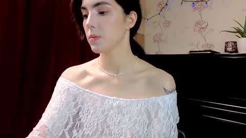 Diana online show from October 2025 02:26:01 PM