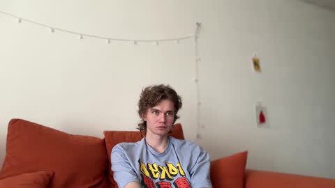 Di Alex online show from October 2025 09:18:02 AM