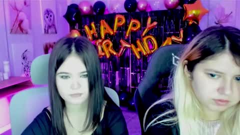 Dia online show from October 2025 08:20:01 PM