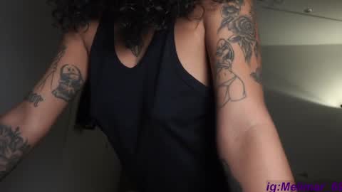 Snapshot of diamon_kataleya chatting on January 2025 01:19:01 AM Melissa My schedule 10pm time Colombia online show from January 2025 01:19:01 AM