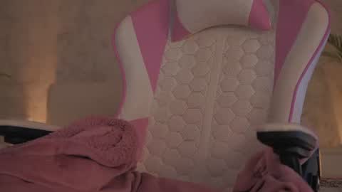 Snapshot of diamond_ava_ chatting on June 2026 09:30:01 AM Thea online show from June 2026 09:30:01 AM