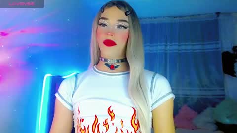 Snapshot of diamond_hott1 chatting on December 2024 11:51:01 PM AmayaGirl online show from December 2024 11:51:01 PM