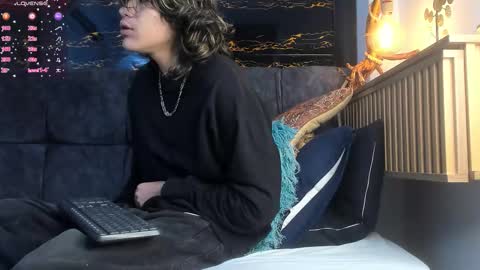 Snapshot of diamond_twink chatting on November 2025 04:11:02 AM diamond_twink online show from November 2025 04:11:02 AM