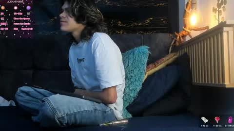 Snapshot of diamond_twink chatting on November 2025 03:34:01 AM diamond_twink online show from November 2025 03:34:01 AM