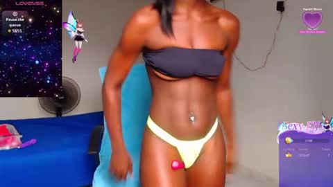 Snapshot of diamond_women_girl chatting on May 2026 12:44:02 PM diamond_women_girl online show from May 2026 12:44:02 PM