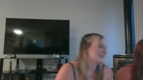 diamondj2104 online show from September 2025 10:35:02 PM