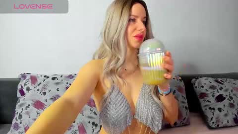 diamondkay_ online show from March 2025 06:37:02 AM