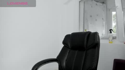 diamondkay_ online show from October 2025 07:06:01 AM