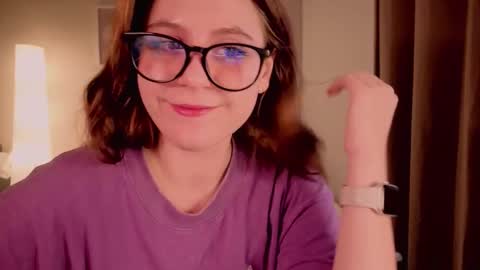 Diana online show from November 2025 03:53:02 AM