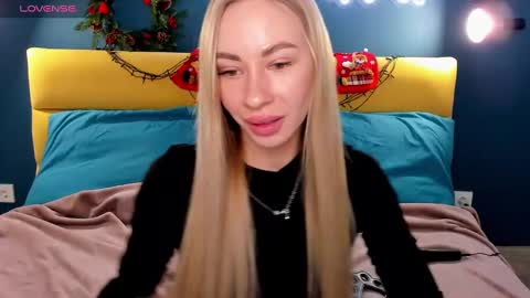 Snapshot of diana_garrett chatting on December 2024 08:57:02 AM Diana online show from December 2024 08:57:02 AM