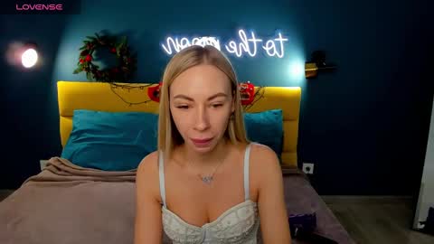 Snapshot of diana_garrett chatting on December 2024 08:52:02 AM Diana online show from December 2024 08:52:02 AM