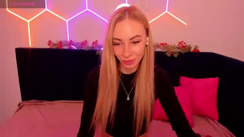 Snapshot of diana_garrett chatting on January 2025 01:42:02 AM Diana online show from January 2025 01:42:02 AM