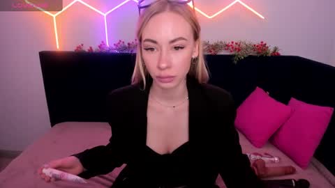 Snapshot of diana_garrett chatting on January 2025 01:45:02 AM Diana online show from January 2025 01:45:02 AM