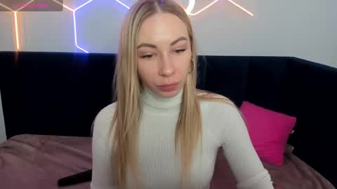 Snapshot of diana_garrett chatting on February 2025 08:59:02 AM Diana online show from February 2025 08:59:02 AM