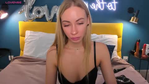 Snapshot of diana_garrett chatting on March 2025 01:36:02 AM Diana online show from March 2025 01:36:02 AM