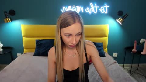 Diana  online show from March 2026 09:02:02 AM