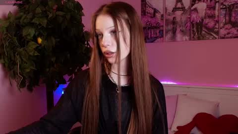 Snapshot of diana_loyd chatting on November 2025 03:34:02 PM Diana online show from November 2025 03:34:02 PM