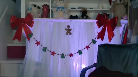 diana online show from December 2024 05:49:02 AM