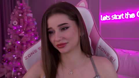 Diana online show from December 2024 09:33:01 PM