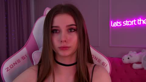 Diana online show from January 2025 08:21:01 PM