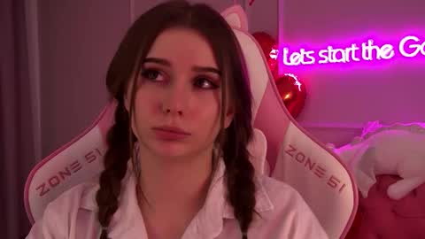 Diana online show from February 2025 03:51:01 AM