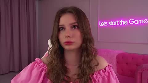 Diana online show from September 2025 06:30:02 PM