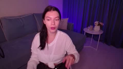 Snapshot of dianamour chatting on September 2025 03:06:01 AM Diana online show from September 2025 03:06:01 AM