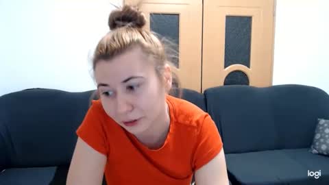 Snapshot of dianasmiey7 chatting on January 2025 07:10:01 PM dianasmiey7 online show from January 2025 07:10:01 PM