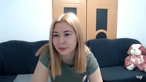 Snapshot of dianasmiey7 chatting on February 2025 08:46:01 AM dianasmiey7 online show from February 2025 08:46:01 AM