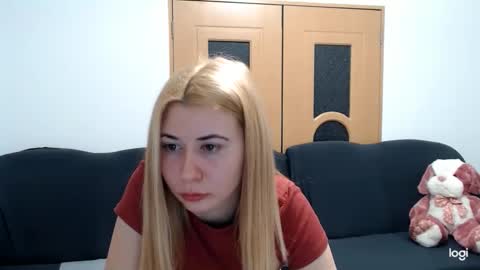 Snapshot of dianasmiey7 chatting on February 2025 06:59:01 PM dianasmiey7 online show from February 2025 06:59:01 PM