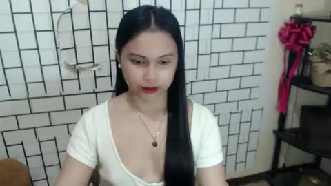 Diane online show from February 2025 03:45:01 AM