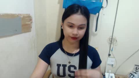 Diane online show from February 2025 12:04:02 AM