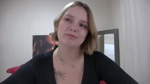 Snapshot of dianemills chatting on January 2025 08:34:02 PM Diane Mills online show from January 2025 08:34:02 PM