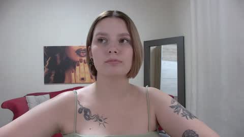 Snapshot of dianemills chatting on January 2025 03:33:02 AM Diane Mills online show from January 2025 03:33:02 AM