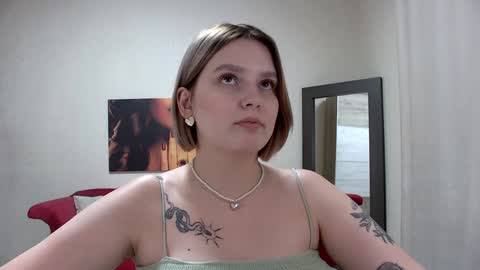 Snapshot of dianemills chatting on February 2025 11:54:02 AM Diane Mills online show from February 2025 11:54:02 AM