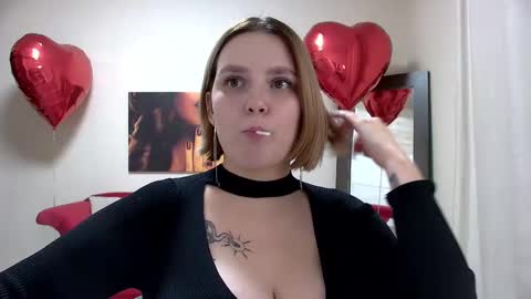 Snapshot of dianemills chatting on February 2025 02:44:02 AM Diane Mills online show from February 2025 02:44:02 AM