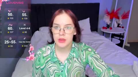 Snapshot of dianne_davis chatting on December 2024 02:53:01 AM Dianne online show from December 2024 02:53:01 AM