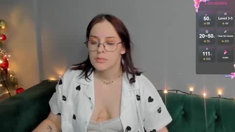 Snapshot of dianne_davis chatting on December 2024 10:01:01 AM Dianne online show from December 2024 10:01:01 AM