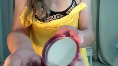 Snapshot of dianne_horny chatting on February 2026 05:18:02 AM Dianne online show from February 2026 05:18:02 AM