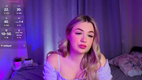 Snapshot of diannedibartolo chatting on November 2025 07:05:01 PM diannedibartolo online show from November 2025 07:05:01 PM